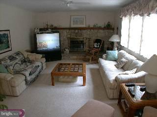 609 Centre Street Haddonfield, NJ 08033 - Photo 4 of 6 Gallery Image 4