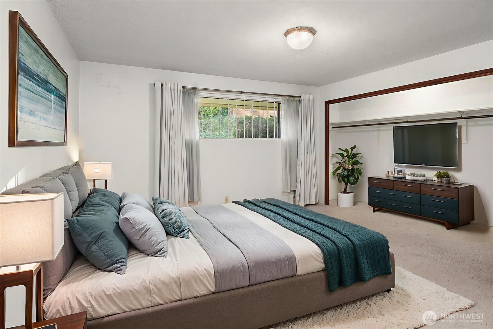 3606 West Commodore Way Seattle, WA 98199 - Photo 17 of 33