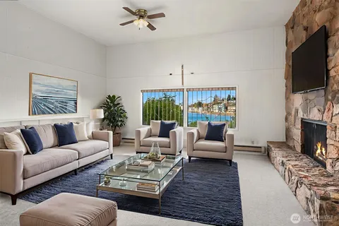 $2,100,000 | 3606 West Commodore Way, Seattle, WA 98199