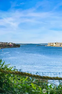 $2,100,000 | 3606 West Commodore Way, Seattle, WA 98199