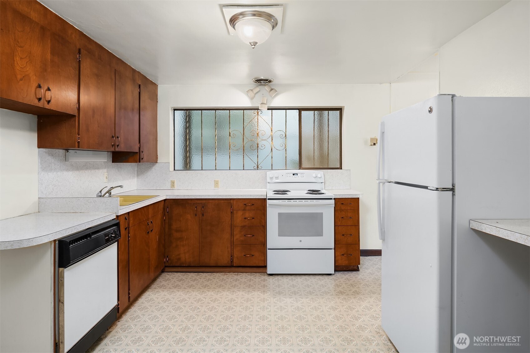 3606 West Commodore Way Seattle, WA 98199 - Photo 25 of 33