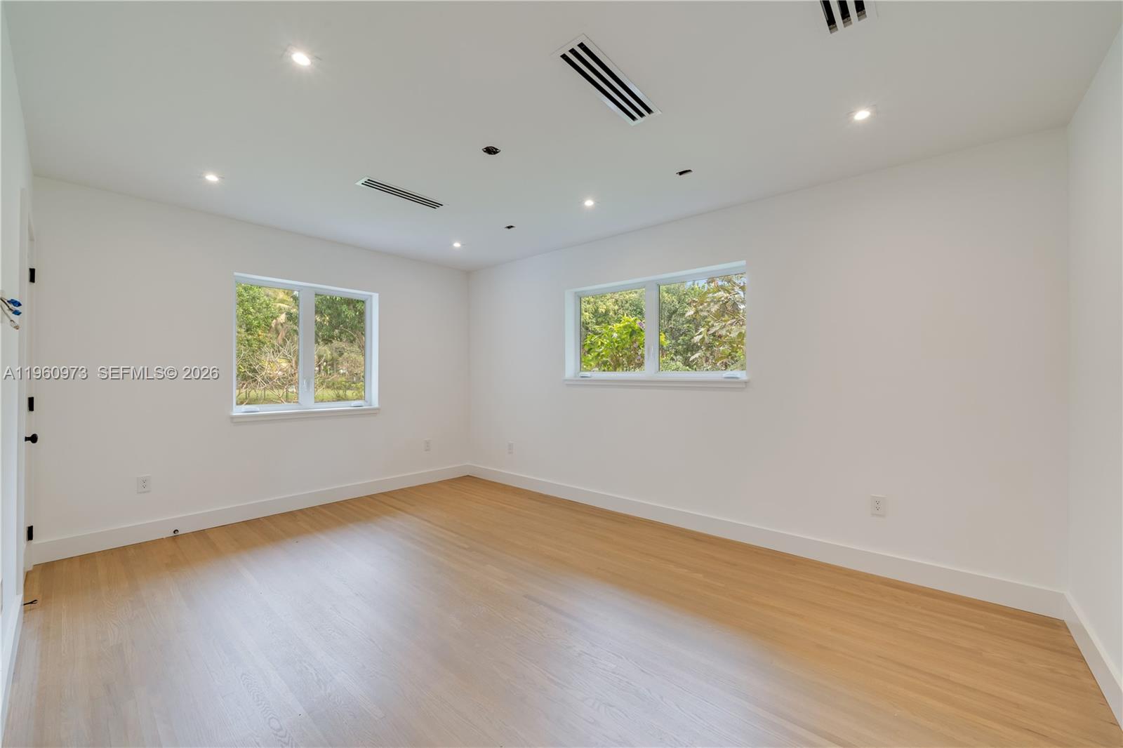 12535 Moss Ranch Road Pinecrest, FL 33156 - Photo 14 of 31 Primary Bedroom