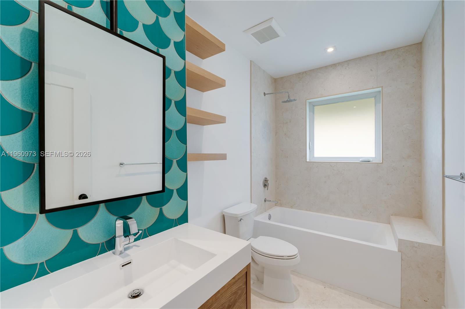 12535 Moss Ranch Road Pinecrest, FL 33156 - Photo 19 of 25 Full Bathroom