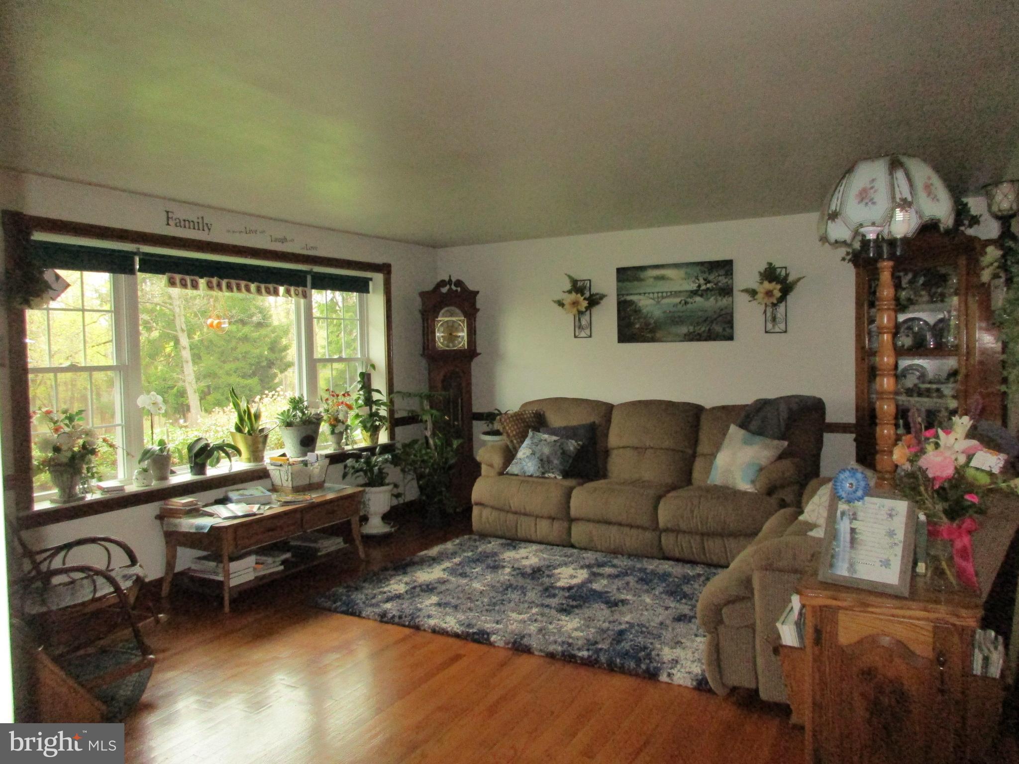 419 South Belmont Road Paradise, PA 17562 - Photo 5 of 7 Gallery Image 5