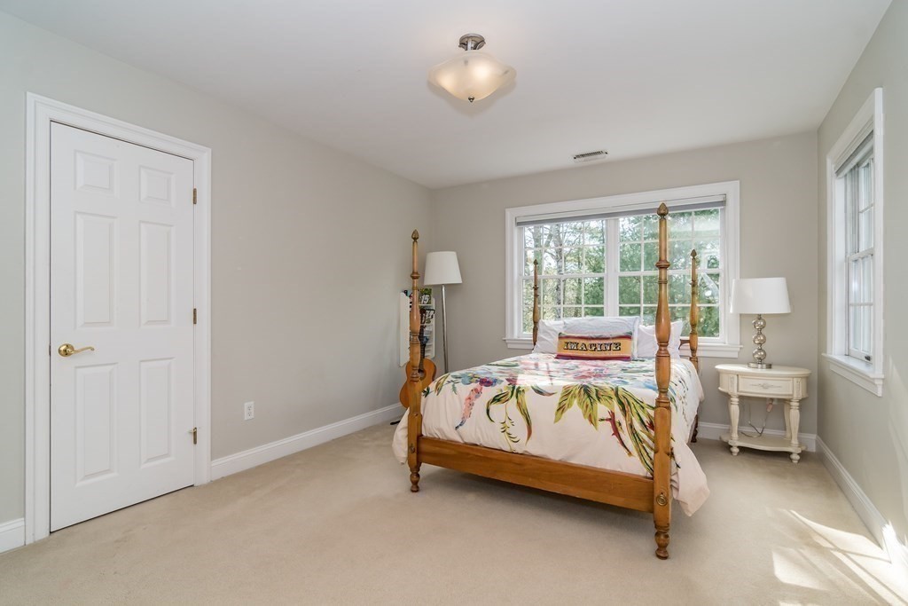 458 Far Reach Road Westwood, MA 02090 - Photo 23 of 39 Gallery Image 23