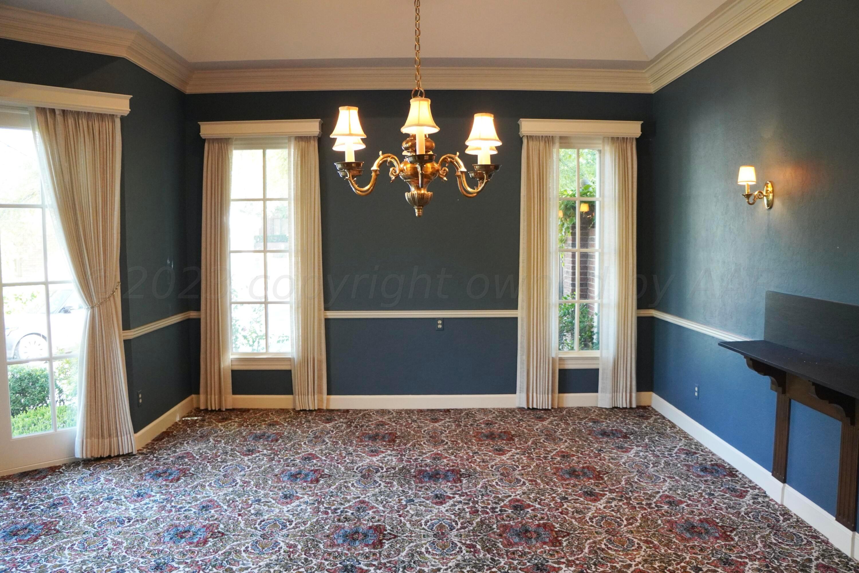 22 Edgewater Drive Amarillo, TX 79106 - Photo 8 of 52 Dining Room