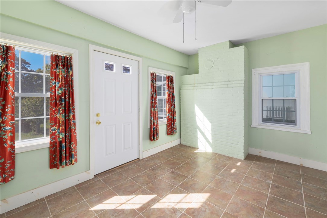 159 Ten Rod Road North Kingstown, RI 02852 - Photo 30 of 46