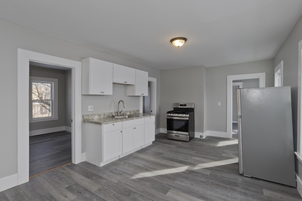 744-746 Carew Street Springfield, MA 01104 - Photo 19 of 38