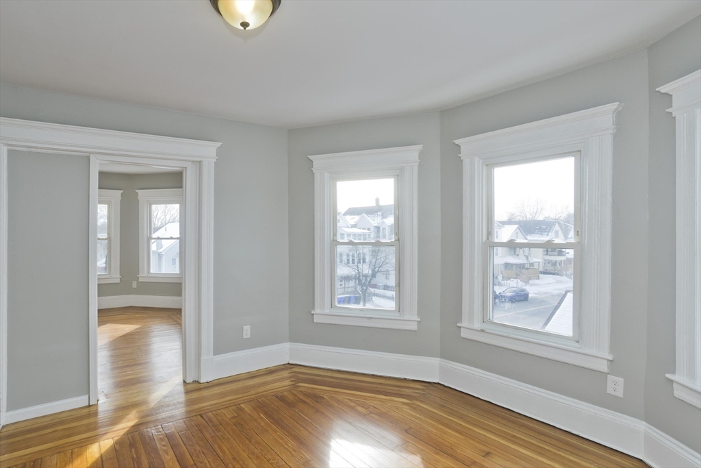 744-746 Carew Street Springfield, MA 01104 - Photo 25 of 38