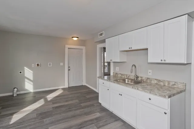 $525,000 | 744-746 Carew Street, Springfield, MA 01104