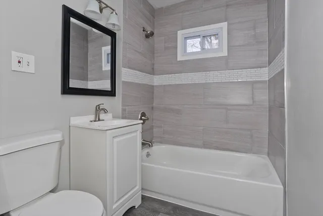 $525,000 | 744-746 Carew Street, Springfield, MA 01104