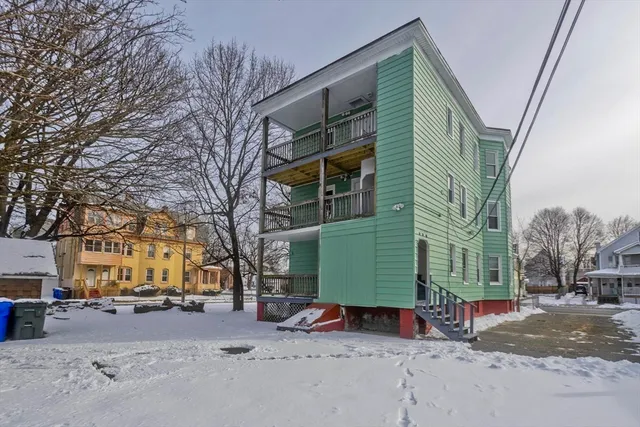 $525,000 | 744-746 Carew Street, Springfield, MA 01104