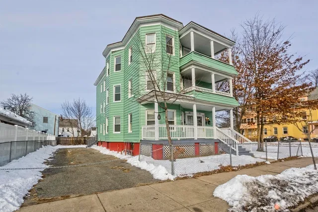 $525,000 | 744-746 Carew Street, Springfield, MA 01104
