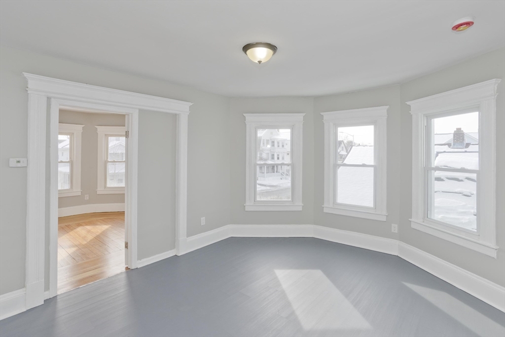 744-746 Carew Street Springfield, MA 01104 - Photo 5 of 38