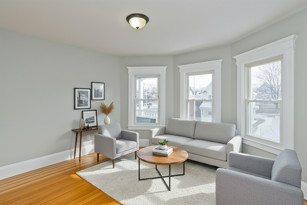 744-746 Carew Street Springfield, MA 01104 - Photo 6 of 38