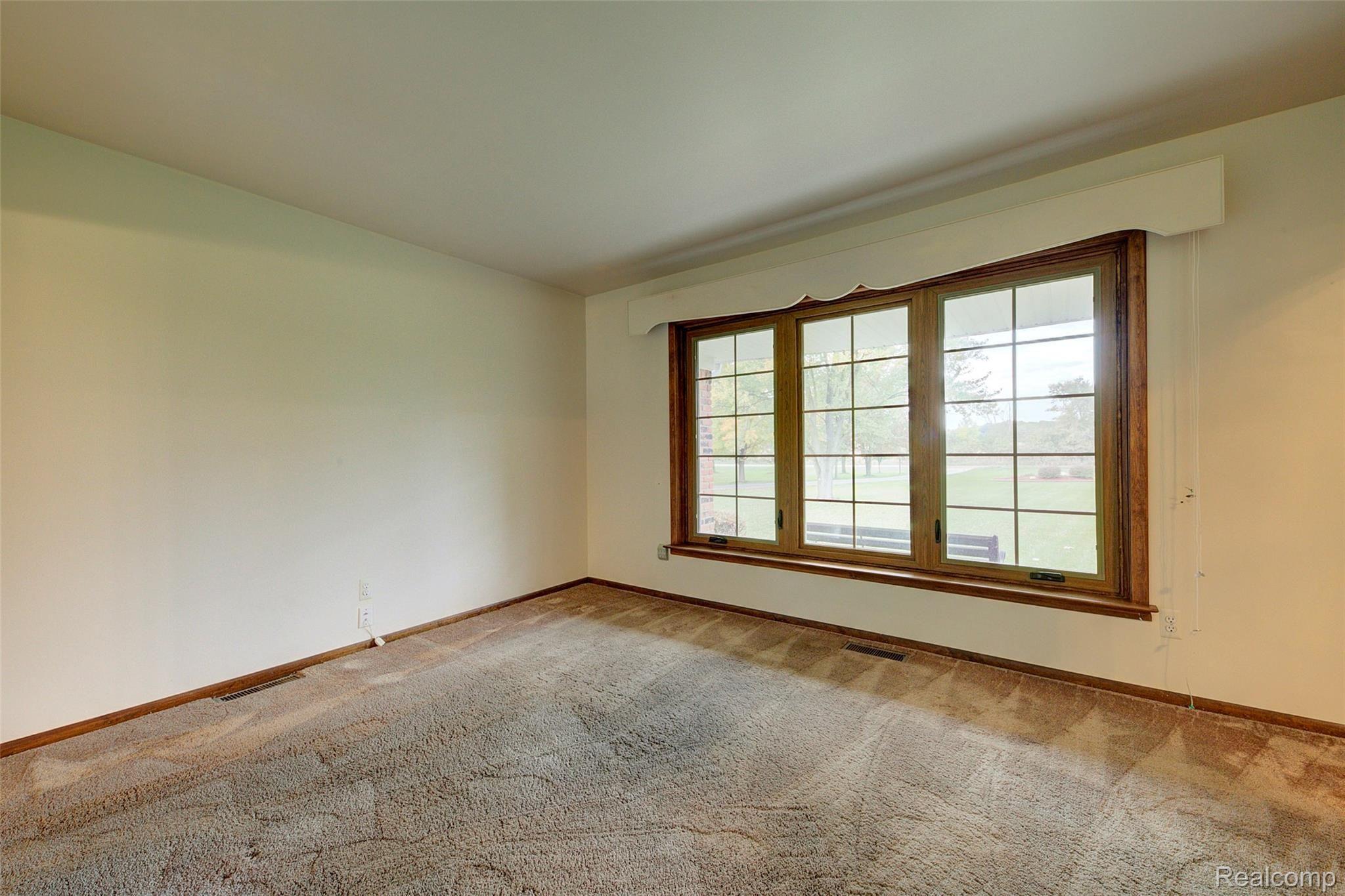 3292 Napier Road Canton, MI 48187 - Photo 18 of 80 4H8A9387_8_9.jpg