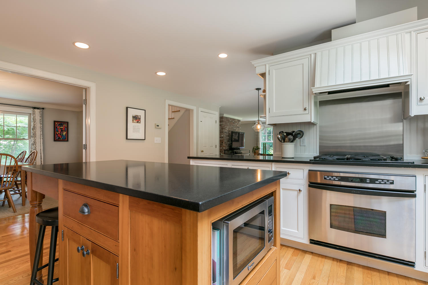 28 Stonegate Road Cape Elizabeth, ME 04107 - Photo 11 of 61 28 Stonegate Rd Cape Elizabeth-large-011