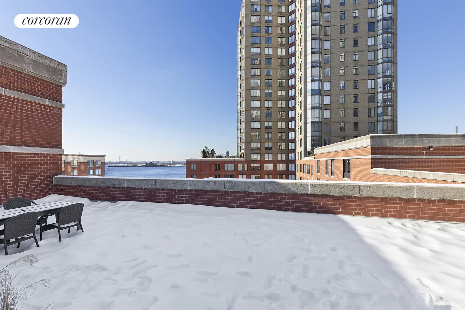 300 Rector Place, Unit 3J Manhattan, NY 10280 - Photo 10 of 11