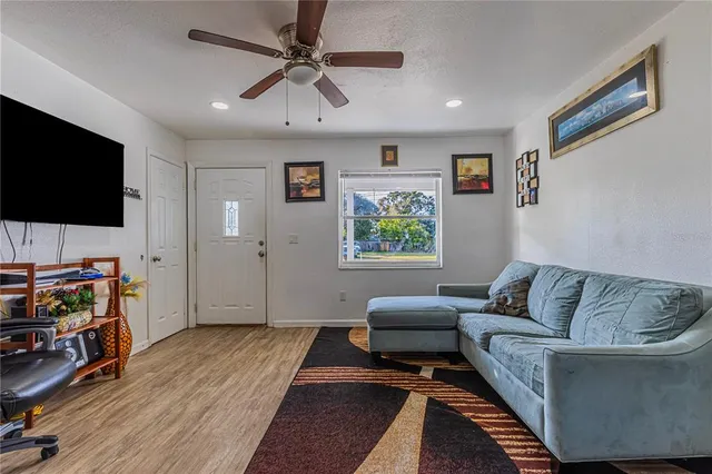 $2,150 | 2959 Old Dixie Highway, Kissimmee, FL 34744