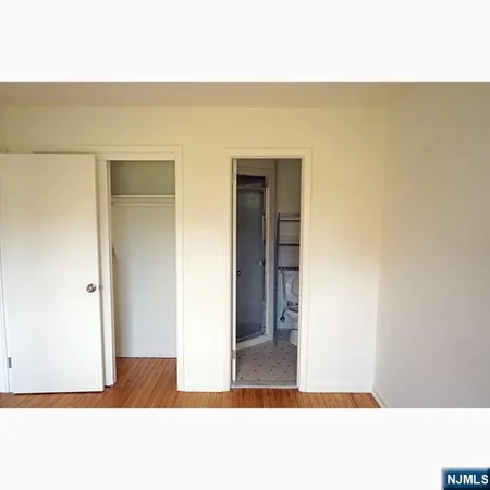$2,600 | 210-214 Jersey Avenue, Unit 2, Cliffside Park, NJ 07010