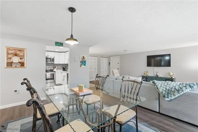 $162,500 | 1204 Dutilh Road, Unit 1, Cranberry Township, PA 16066