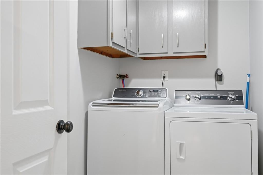 1204 Dutilh Road, Unit 1 Cranberry Township, PA 16066 - Photo 25 of 34