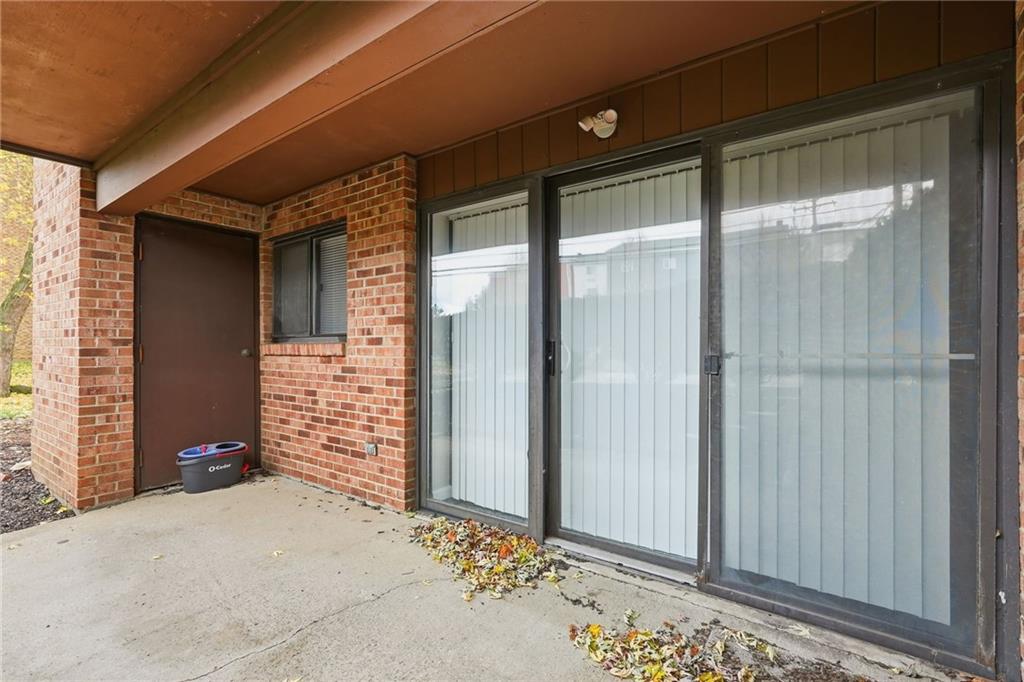 1204 Dutilh Road, Unit 1 Cranberry Township, PA 16066 - Photo 30 of 34