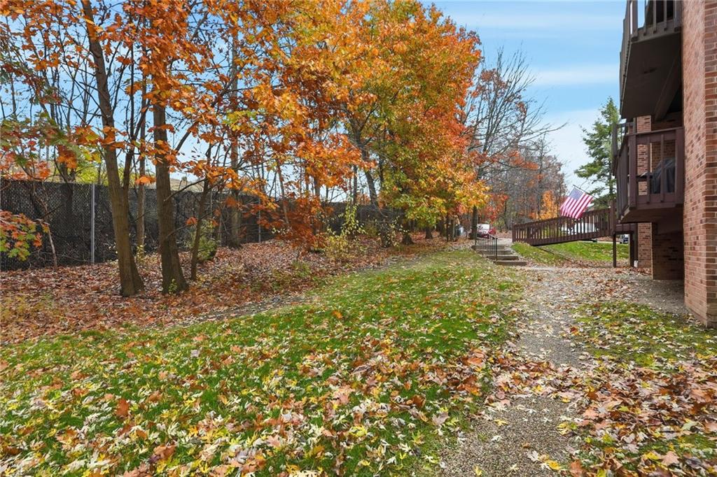 1204 Dutilh Road, Unit 1 Cranberry Township, PA 16066 - Photo 31 of 34