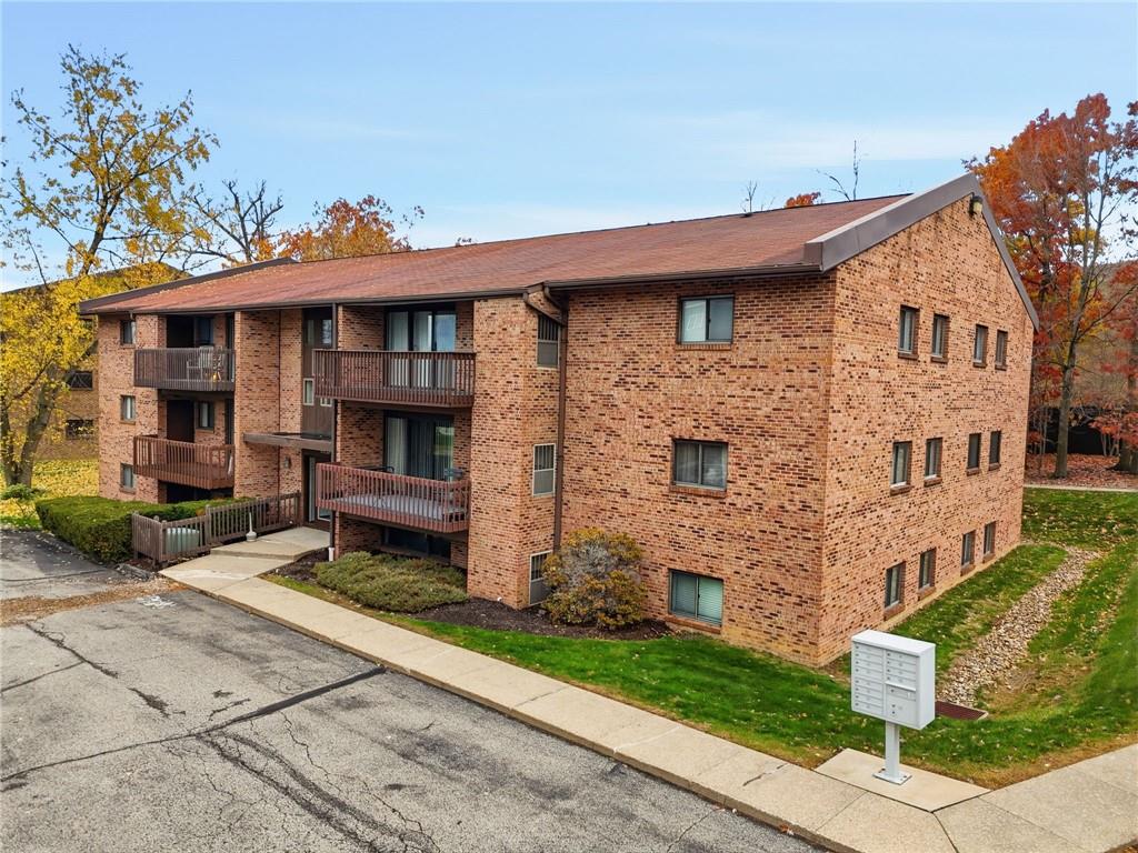 1204 Dutilh Road, Unit 1 Cranberry Township, PA 16066 - Photo 33 of 34