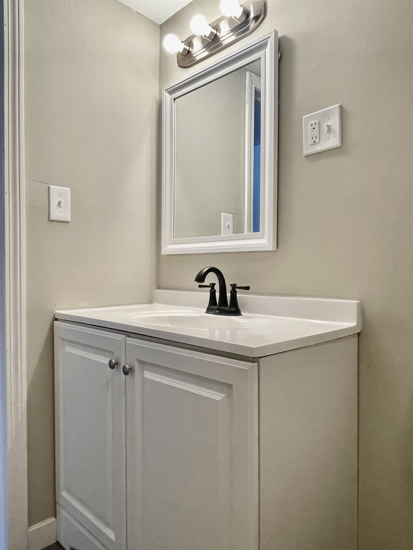 199 Clough Hill Road Loudon, NH 03307 - Photo 23 of 40 Gallery Image 23