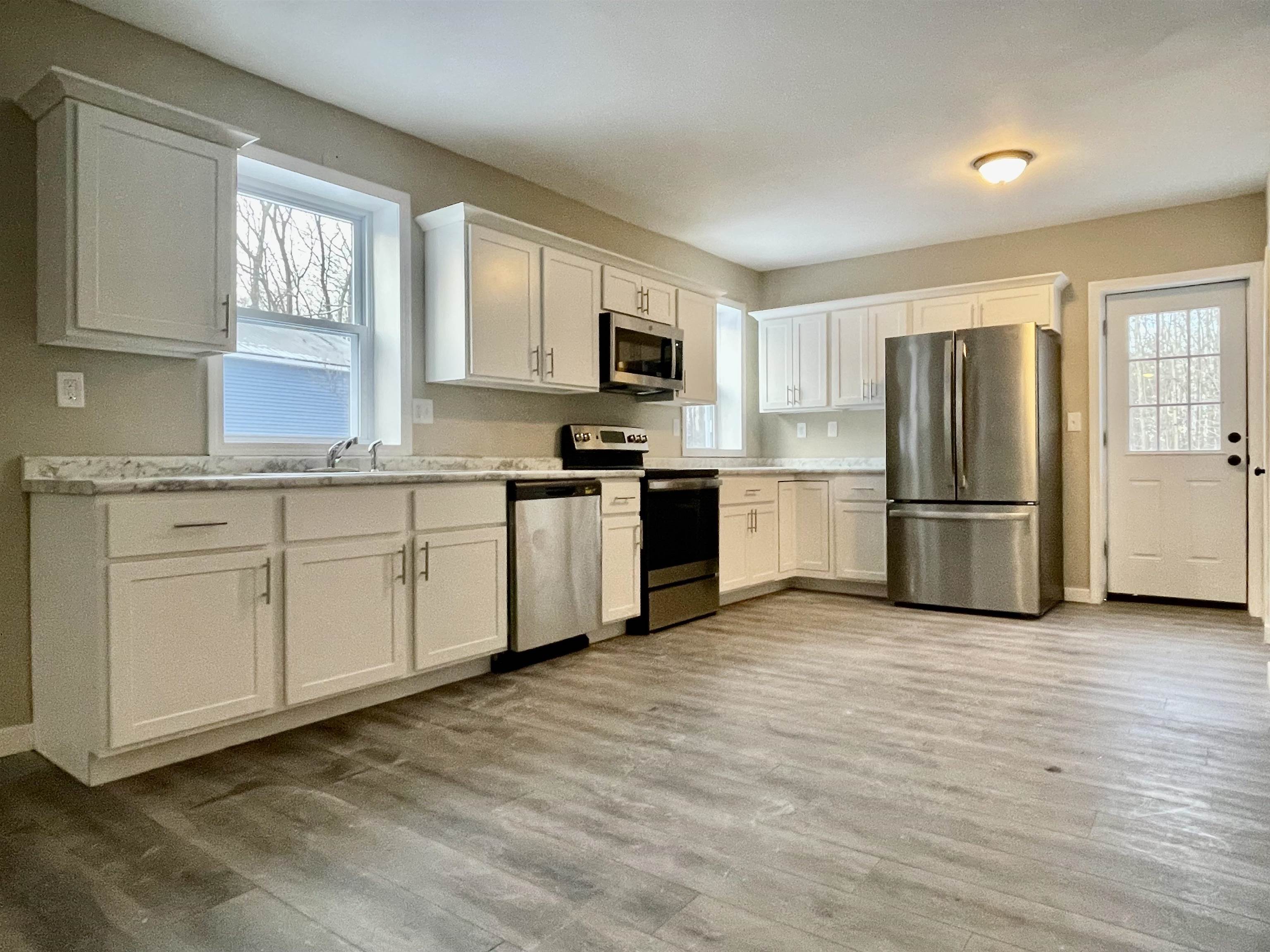 199 Clough Hill Road Loudon, NH 03307 - Photo 3 of 40 Gallery Image 3