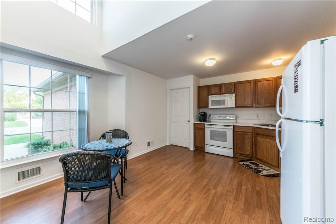 430 Cherry Grove Road Canton, MI 48188 - Photo 18 of 32 17_10.jpg