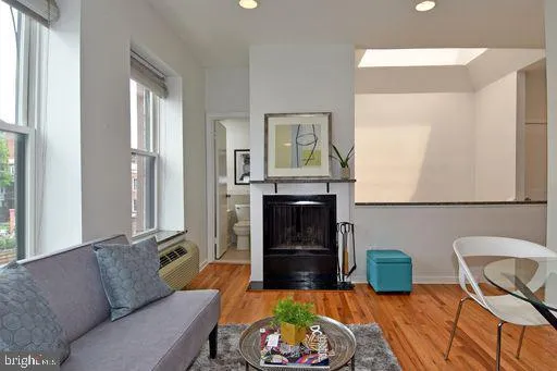 $2,300 | 2300 18th Street Northwest, Unit 308, Washington, DC 20009