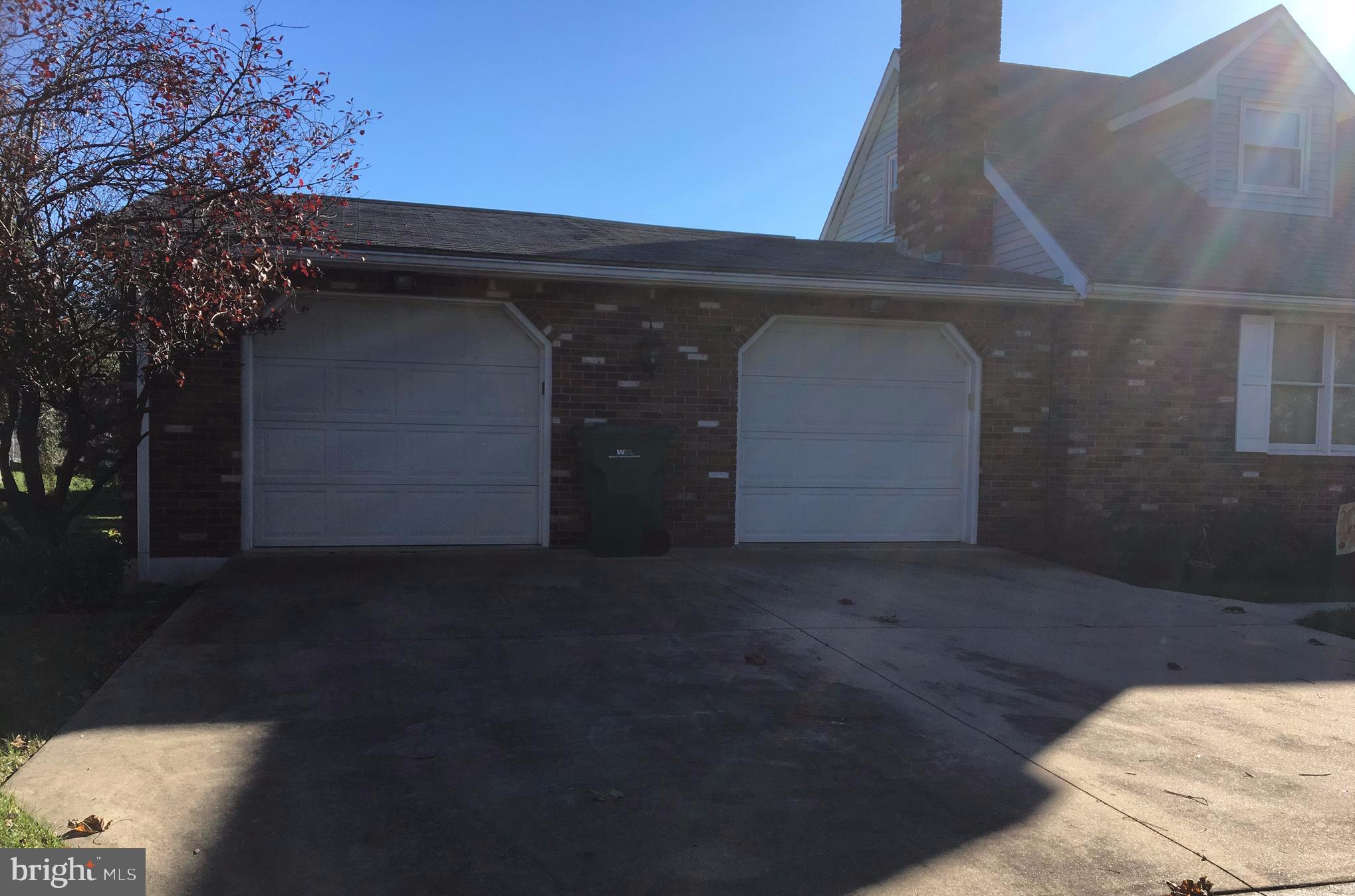 2 Car Garage