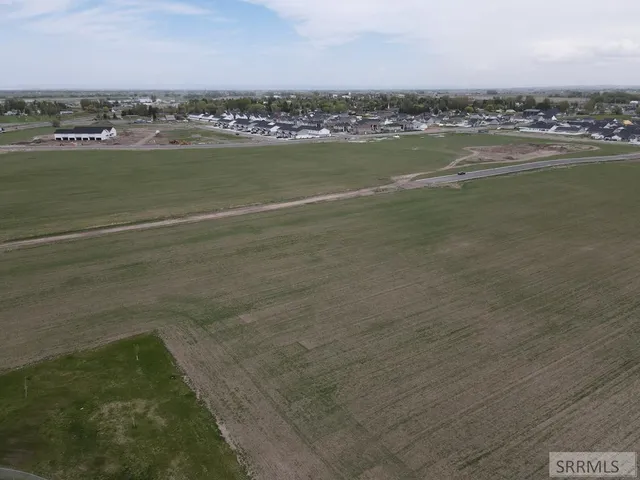 $1,900,000 | 8.383-ac West 6th South, Sugar City, ID 83448