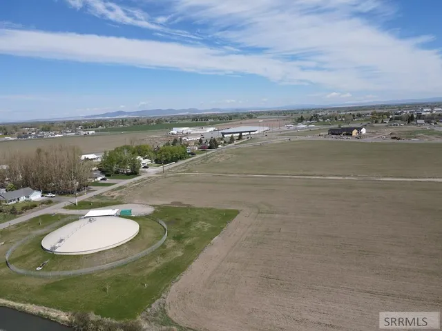 $1,900,000 | 8.383-ac West 6th South, Sugar City, ID 83448