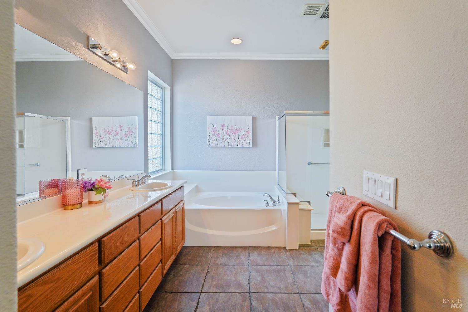 341 Watson Hollow Drive Rio Vista, CA 94571 - Photo 18 of 38 a bathroom with a tub sink and mirror