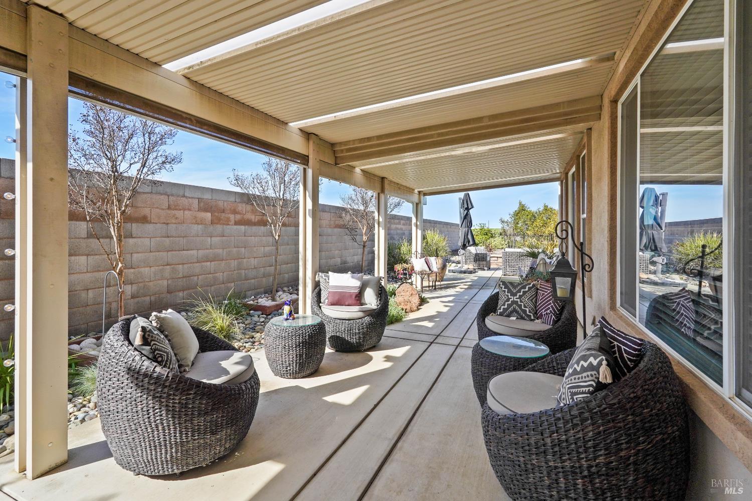 341 Watson Hollow Drive Rio Vista, CA 94571 - Photo 27 of 38 a living room with furniture and a large window