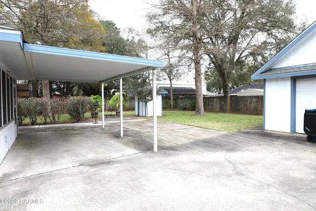 $1,900 | 208 Bellemont Drive, Lafayette, LA 70507