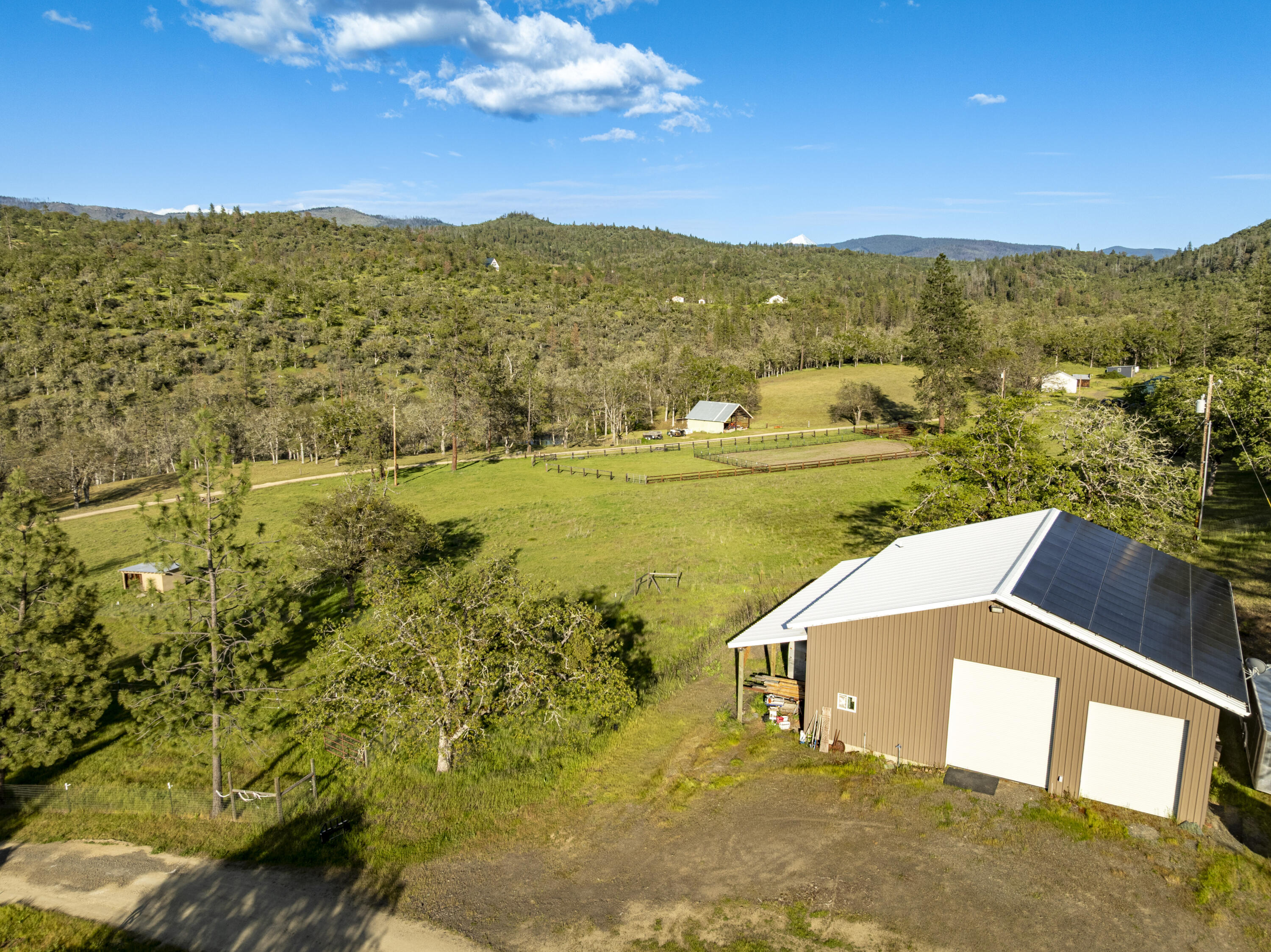 1884 South Obenchain Road Eagle Point, OR 97524 - Photo 57 of 65 57