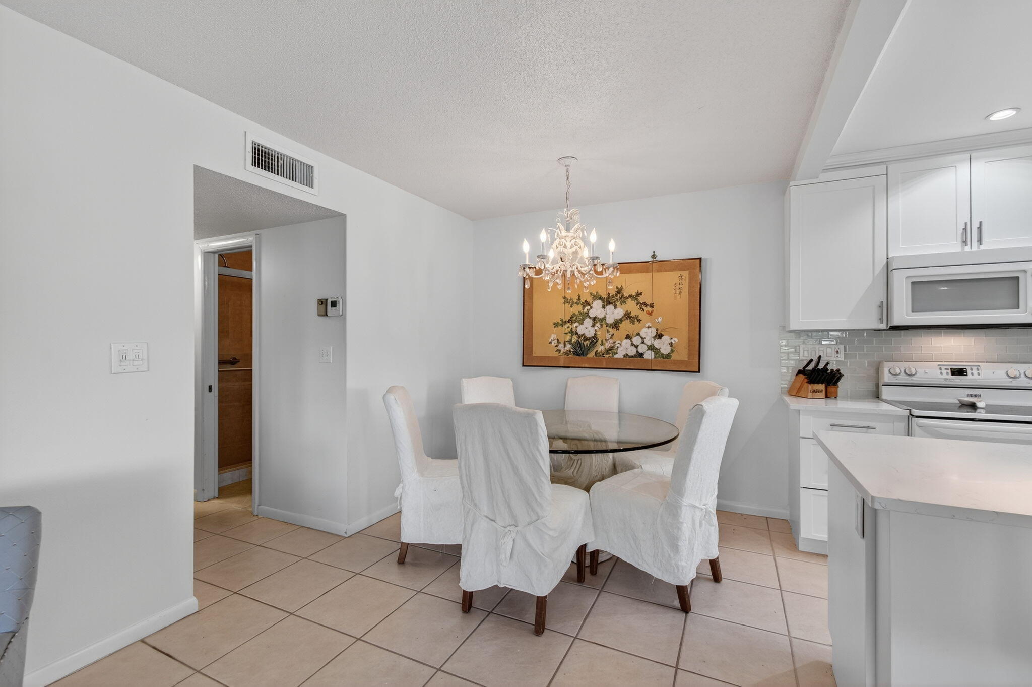 300 High Point Boulevard Delray Beach, FL 33445 - Photo 10 of 37 Dining Area