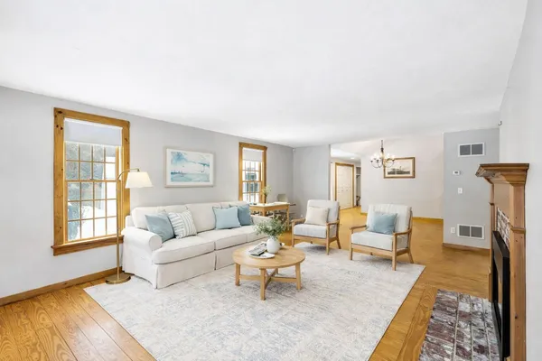 $1,300,000 | 85 Clamshell Cove Road, Cotuit, MA 02635