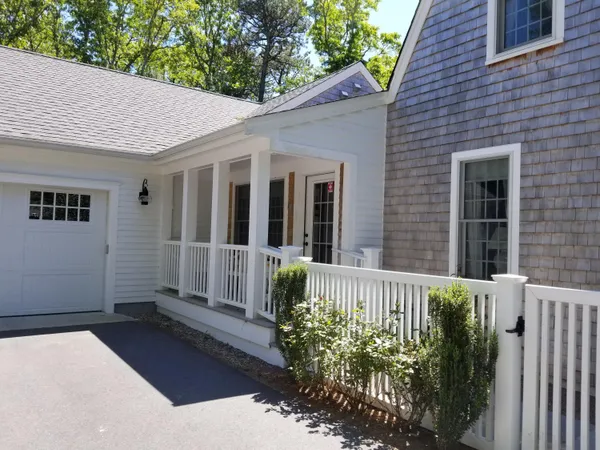 $1,050,000 | 85 Clamshell Cove Road, Cotuit, MA 02635