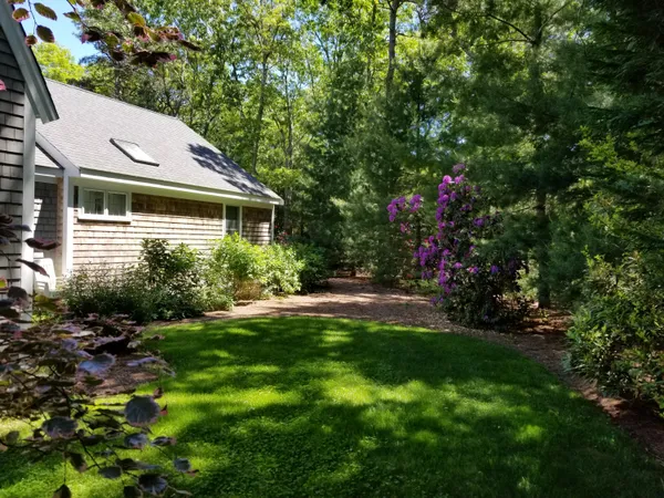 $1,050,000 | 85 Clamshell Cove Road, Cotuit, MA 02635
