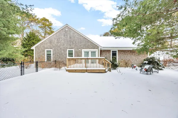 $1,050,000 | 85 Clamshell Cove Road, Cotuit, MA 02635
