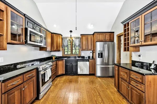 $1,300,000 | 85 Clamshell Cove Road, Cotuit, MA 02635