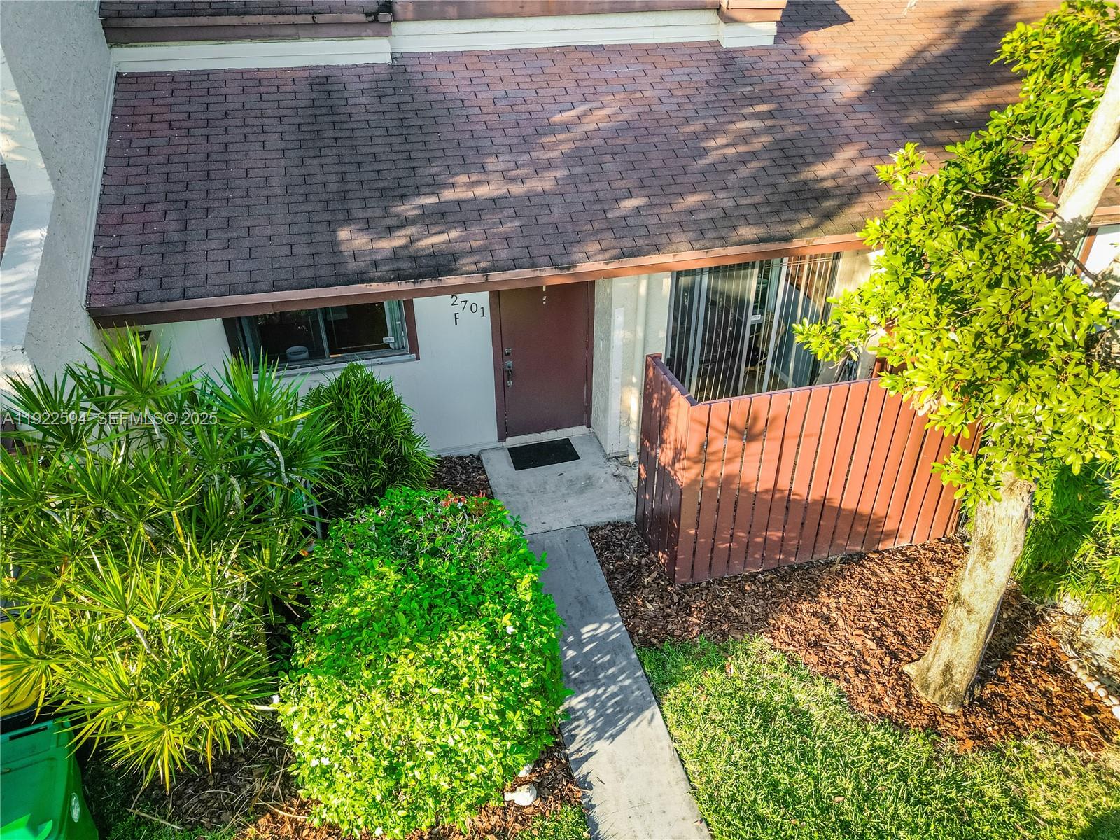 2701 Southwest 58th Manor, Unit F Dania Beach, FL 33312 - Photo 30 of 32