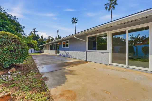$862,500 | 9490 Loren Drive, La Mesa, CA 91942