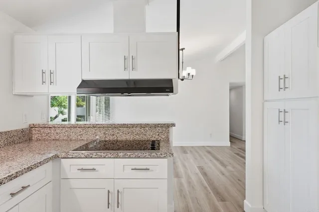 $862,500 | 9490 Loren Drive, La Mesa, CA 91942