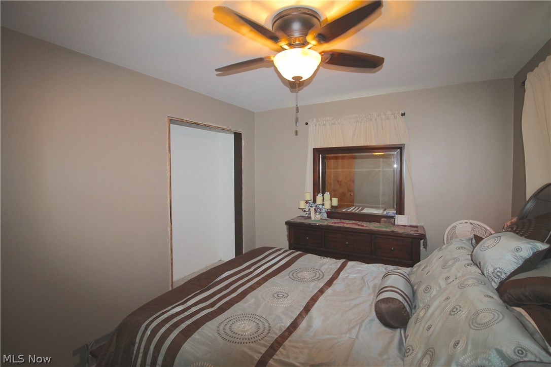 13169 Whitney Road Strongsville, OH 44136 - Photo 17 of 35 Gallery Image 17